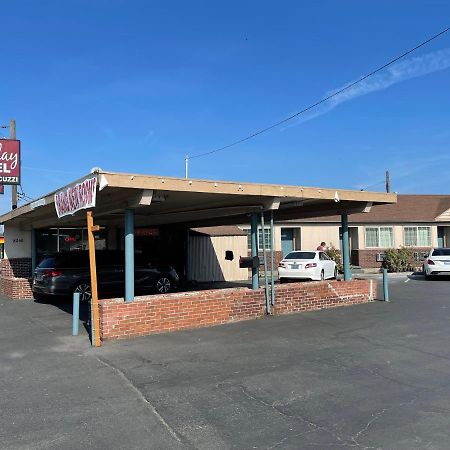 Holiday Motel Portland Exterior photo