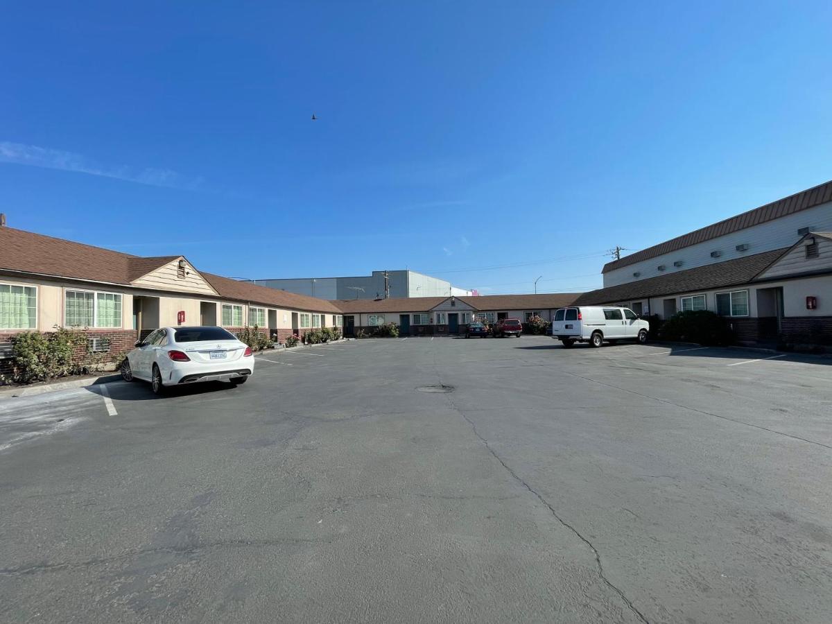 Holiday Motel Portland Exterior photo